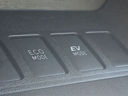 Used 2017 Toyota Highlander Limited Platinum AWD/4WD image 23