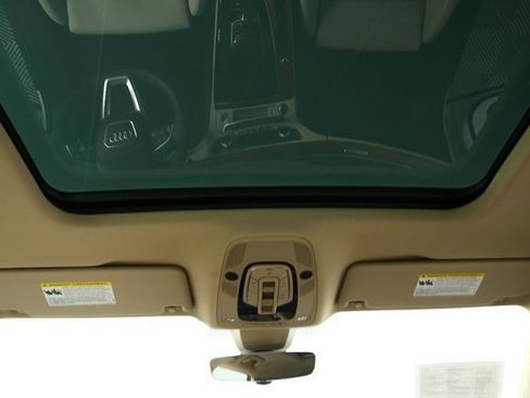 Used 2023 Audi Q5 2.0T Prestige w/ Prestige Package image 20