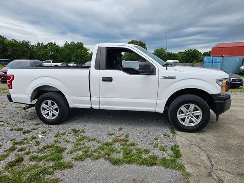 Used 2018 Ford F150 XL w/ Trailer Tow Package RWD image 14