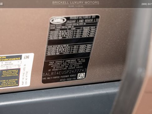 Used 2023 Land Rover Discovery S R-Dynamic image 36