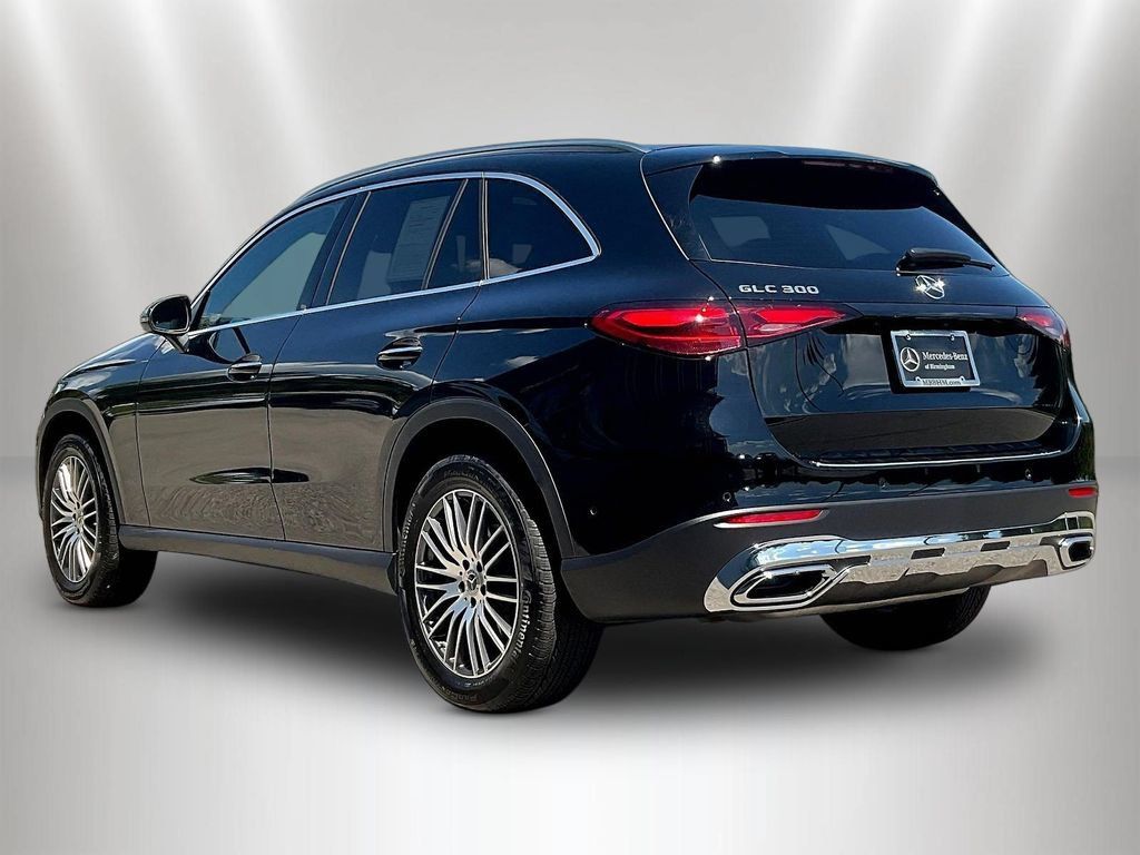 Used 2026 Mercedes-Benz GLC 300 image 5