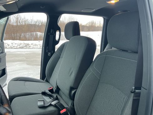 Used 2024 RAM 2500 Big Horn w/ Night Edition image 21