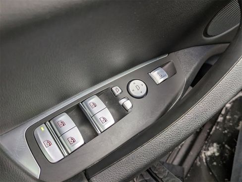 Used 2024 BMW X3 xDrive30i image 12