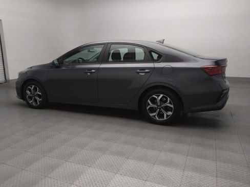 Used 2019 Kia Forte LXS image 3