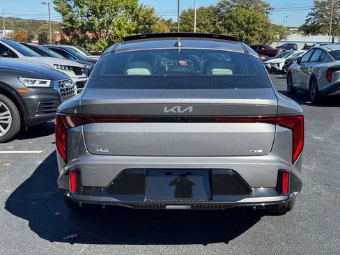 New 2025 Kia K4 GT-Line image 4