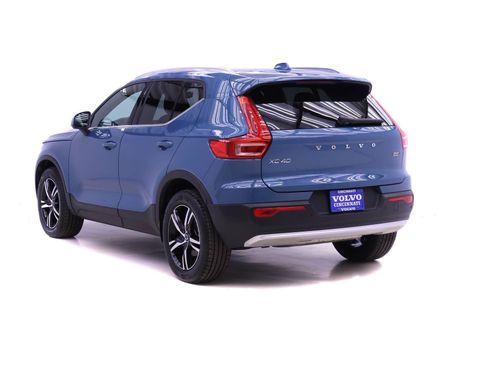 Certified 2024 Volvo XC40 B5 Core image 6