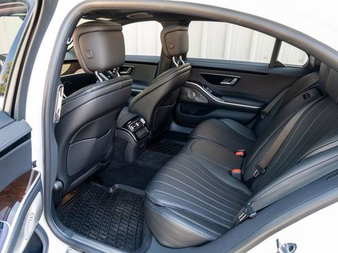 Used 2022 Mercedes-Benz S 500 S 500 image 29