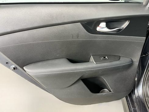 Used 2022 Kia Forte GT-Line w/ GT-Line Premium Package FWD image 32