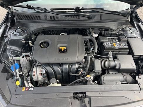 Used 2023 Kia Forte GT-Line w/ GT-Line Premium Package image 12