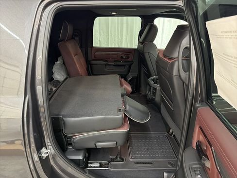 New 2026 RAM 2500 Limited image 19