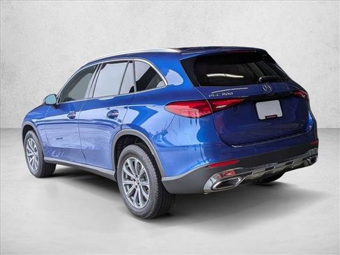 Certified 2025 Mercedes-Benz GLC 300 image 11