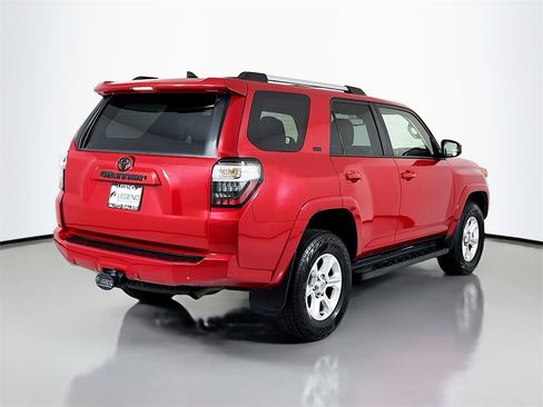 Used 2020 Toyota 4Runner SR5 image 5
