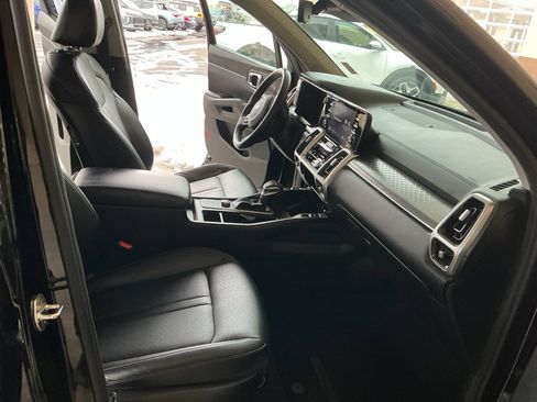 Used 2021 Kia Sorento S image 14