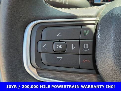 Used 2024 Jeep Wagoneer Series II w/ Flexible Seating Group image 23