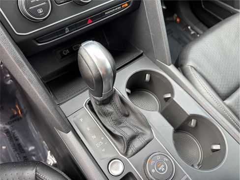 Used 2019 Volkswagen Atlas SE w/ Towing Package image 33