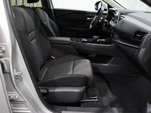 Certified 2024 Nissan Rogue SV AWD/4WD image 15