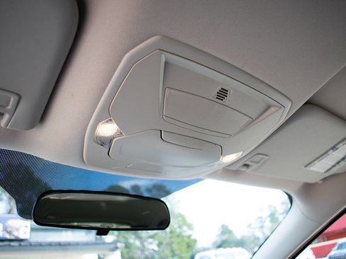 Used 2016 Ford Escape SE image 24