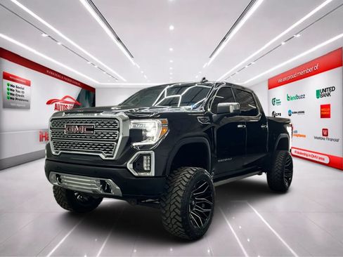 Used 2022 GMC Sierra 1500 Denali w/ Denali Premium Package AWD/4WD image 3