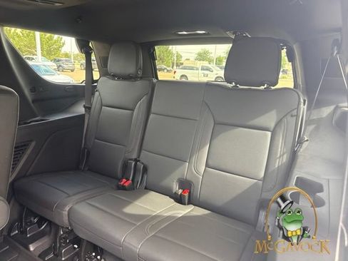 Used 2026 Chevrolet Tahoe High Country w/ Sun And Tow Package AWD/4WD image 30