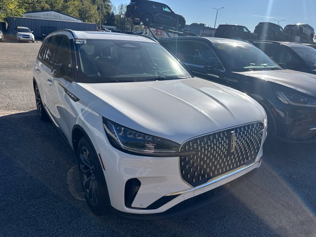 New 2026 Lincoln Aviator Reserve w/ Luxury Package RWD image 1