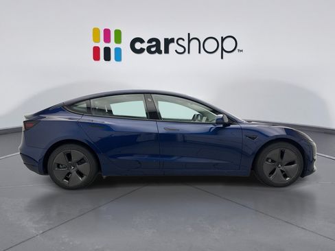 Used 2021 Tesla Model 3 Standard Range Plus RWD image 3