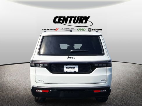 New 2026 Jeep Grand Wagoneer Limited AWD/4WD image 4