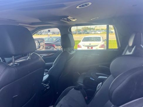 Used 2015 Cadillac Escalade Premium AWD/4WD image 15