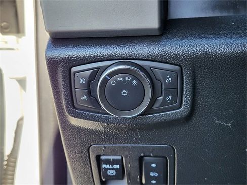 Used 2020 Ford F150 Lariat image 24