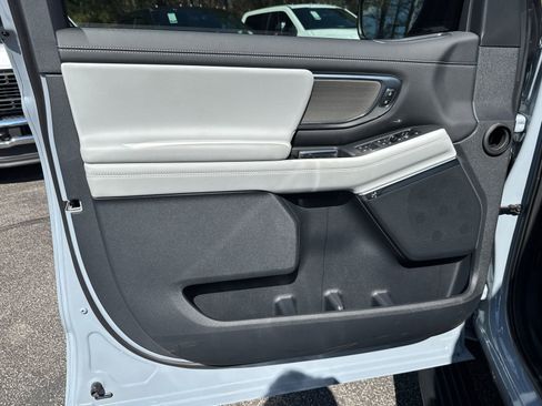 New 2026 Ford Expedition Max Platinum w/ Driver's Package image 12