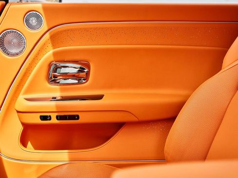 Used 2025 Rolls-Royce Spectre w/ Spectre Launch Package image 32