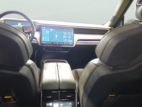 Used 2022 Rivian R1T Launch Edition AWD/4WD image 18