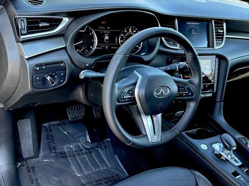 Certified 2023 INFINITI QX55 Luxe w/ Cargo Package image 18