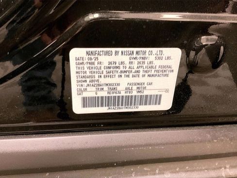 New 2026 Nissan Leaf image 13