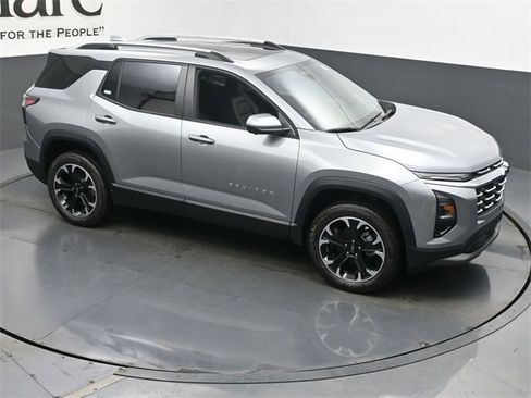 New 2026 Chevrolet Equinox LT image 16