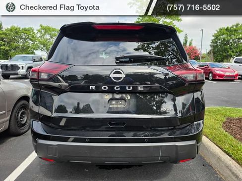 Used 2026 Nissan Rogue SV AWD/4WD image 5