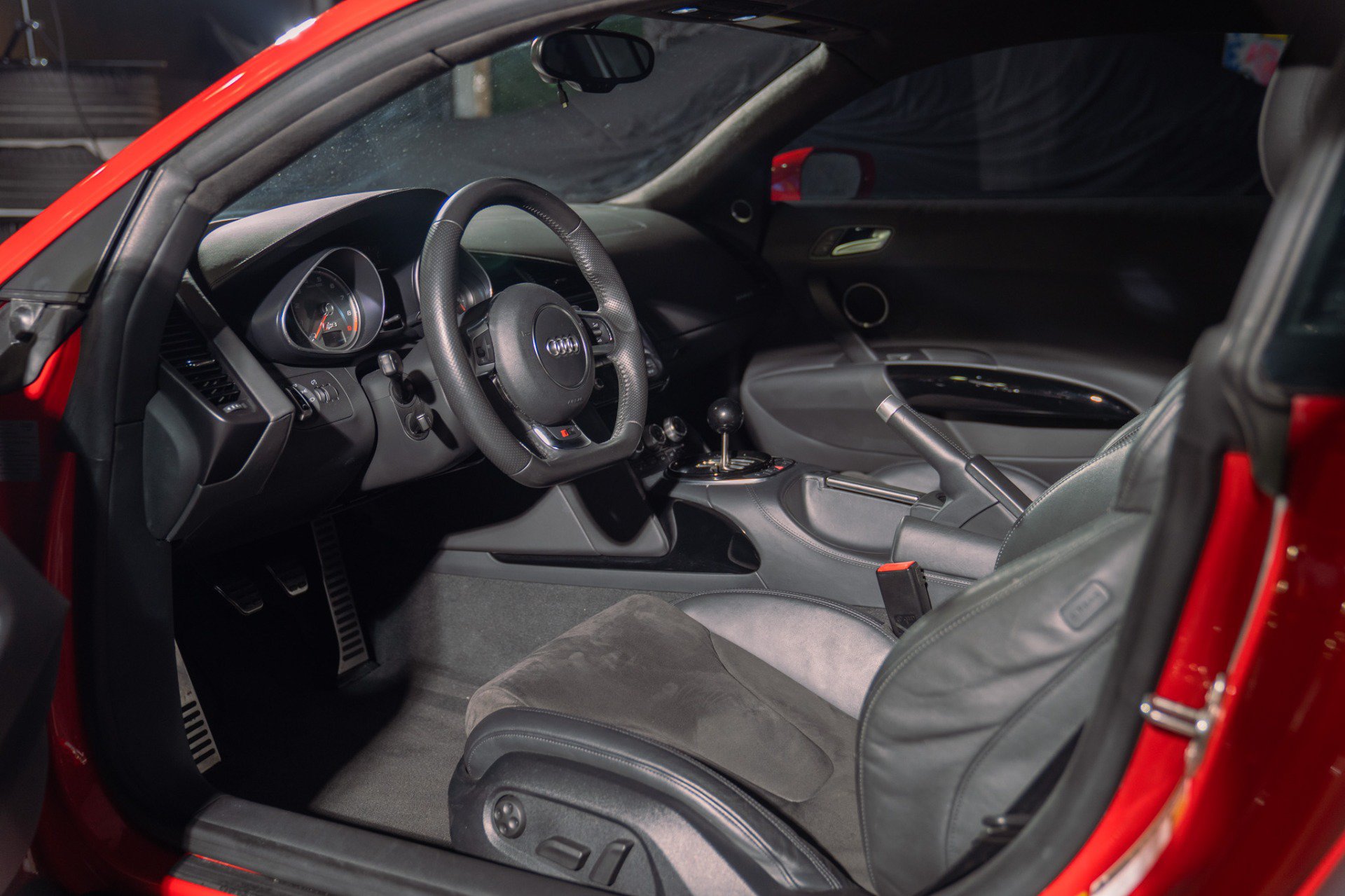 Used 2015 Audi R8 V8 AWD/4WD image 27