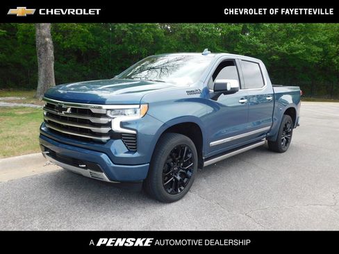 Certified 2024 Chevrolet Silverado 1500 High Country w/ High Country Premium Package AWD/4WD image 1