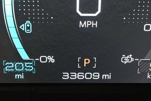 Used 2024 GMC Hummer EV 3X AWD/4WD image 4