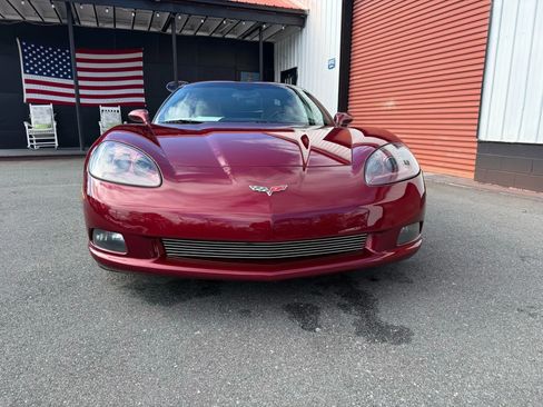 Used 2006 Chevrolet Corvette Coupe 2D w/ Preferred Equipment Group image 2