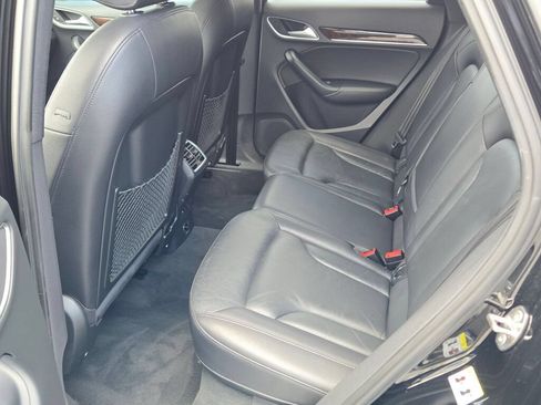 Used 2018 Audi Q3 2.0T Premium Plus w/ Premium Plus Package AWD/4WD image 21