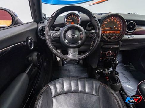 Used 2011 MINI Cooper Clubman S image 12