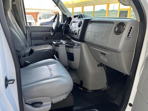 Used 2012 Ford E-150 and Econoline 150 w/ Commercial Cargo Van Pkg RWD image 7