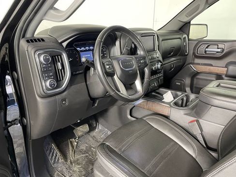Certified 2021 GMC Sierra 1500 Denali w/ Denali Ultimate Package AWD/4WD image 3