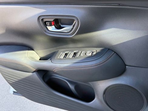 Certified 2026 Honda HR-V Sport image 33