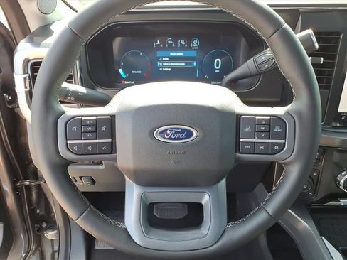 Used 2025 Ford F350 Lariat w/ Chrome Package AWD/4WD image 22