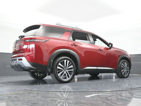 Used 2022 Nissan Pathfinder Platinum w/ Cargo Package FWD image 73