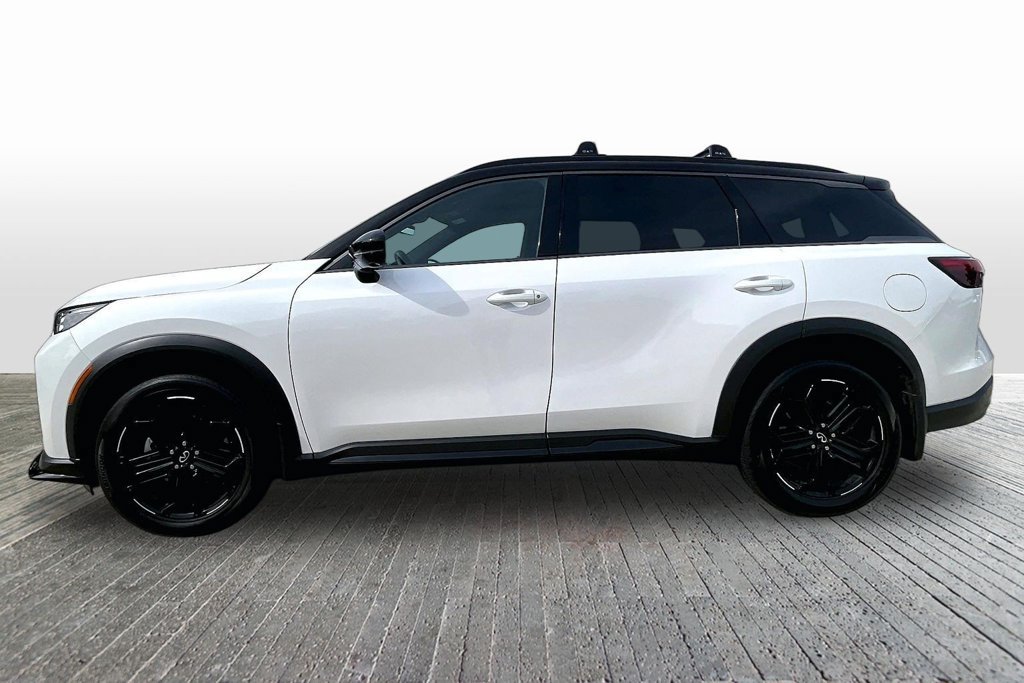 Certified 2027 INFINITI QX60 Sport w/ Dark Cargo Package AWD/4WD image 4
