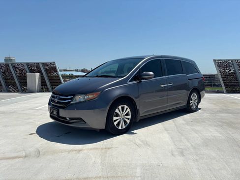 Used 2016 Honda Odyssey EX-L image 3