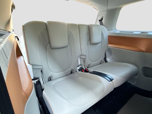 Used 2025 Volkswagen ID. Buzz 1st Edition image 29