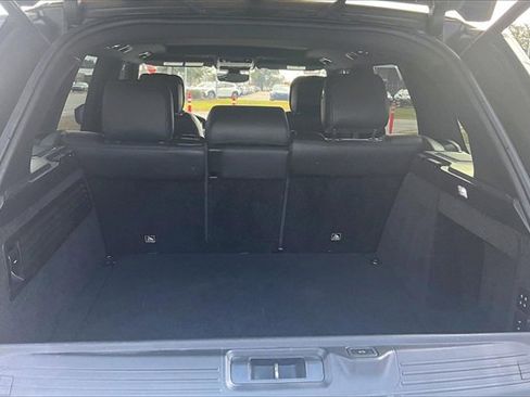 Used 2022 Land Rover Range Rover Westminster Edition image 37